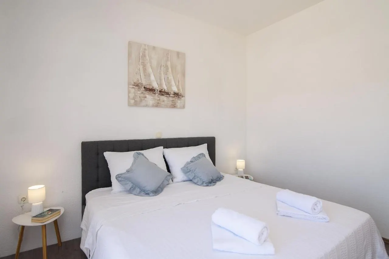 Mare&Antonio Apartment Trogir 0*,  Croatia